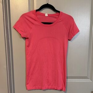 Lululemon Athletica Vibrant Pink Swiftly Short Sleeve Tee